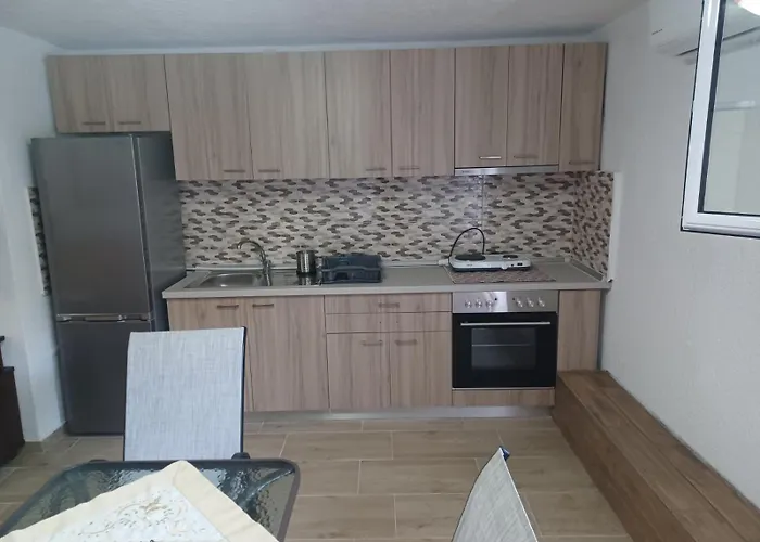 Filimon Appartement Vrasná